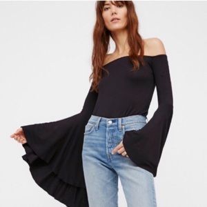 Free People ✨ We The Free ✨ off-the-shoulder bell sleeve top